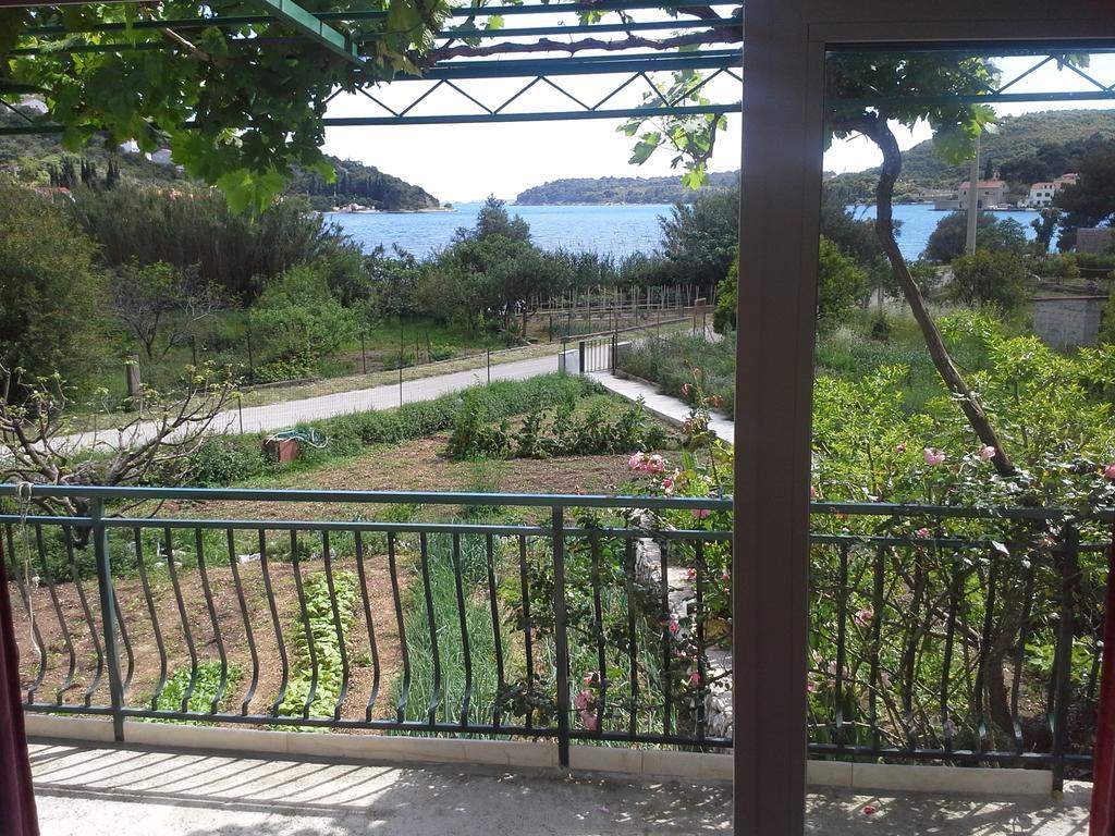 Garden Holiday home